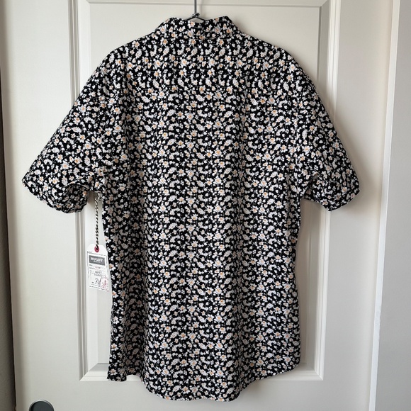 NWT - Rugby University Floral Hawaiian Short Sleeve Button Up - Men's Size XL - Picture 3 of 3